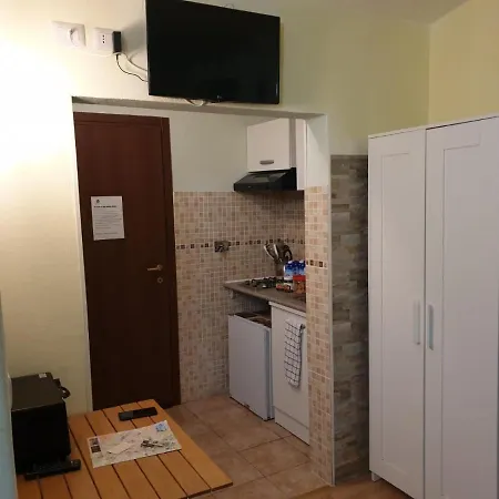 Apartment Centre